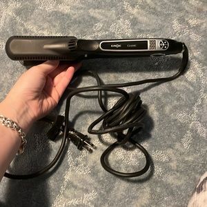 Croc Classic 15 hair tool